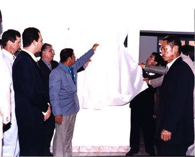 CAMARA 08-12-2002-07.jpg